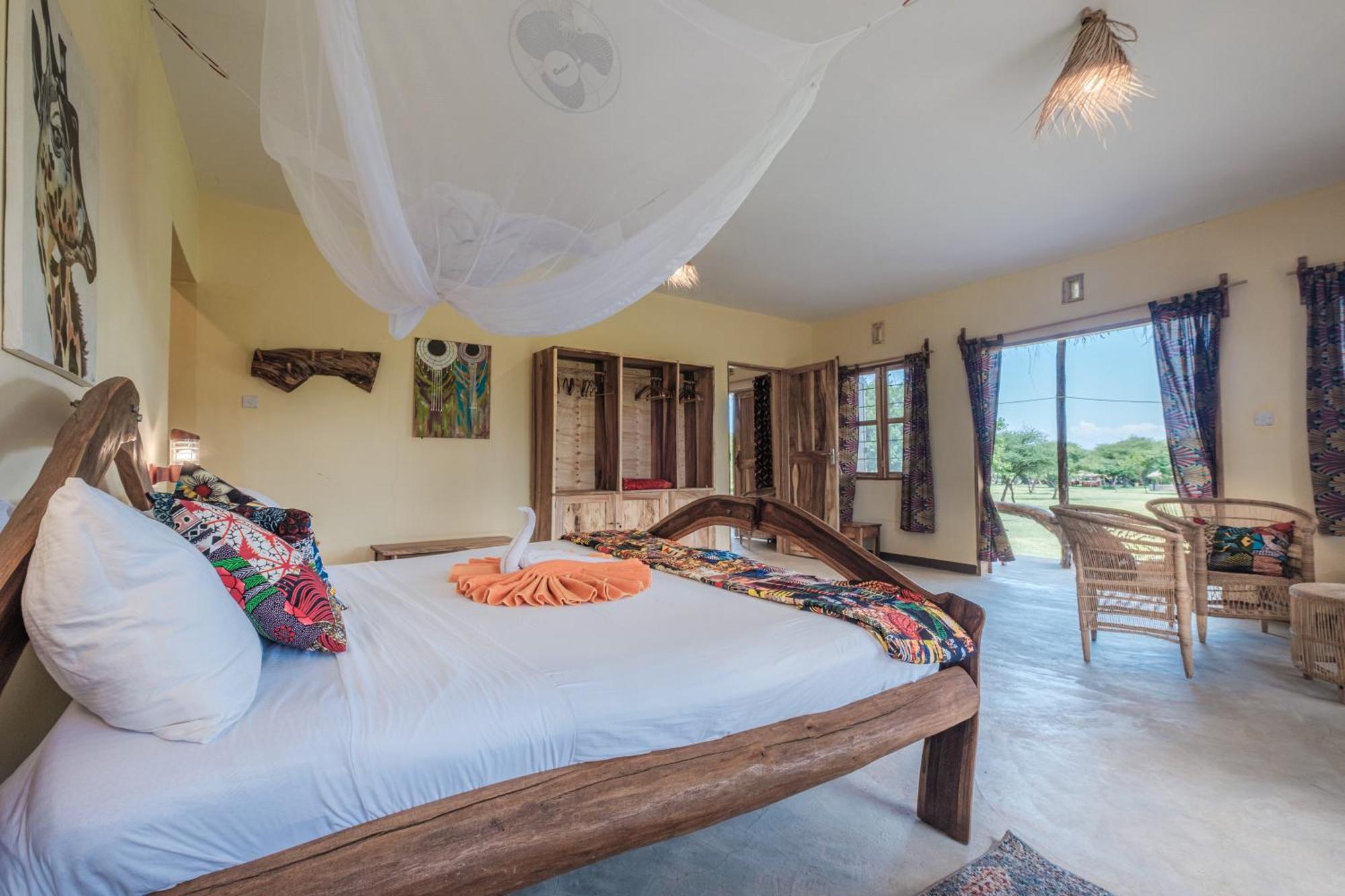 Lake Natron Maasai Giraffe Eco Lodge And Camping Mtowabaga Екстер'єр фото