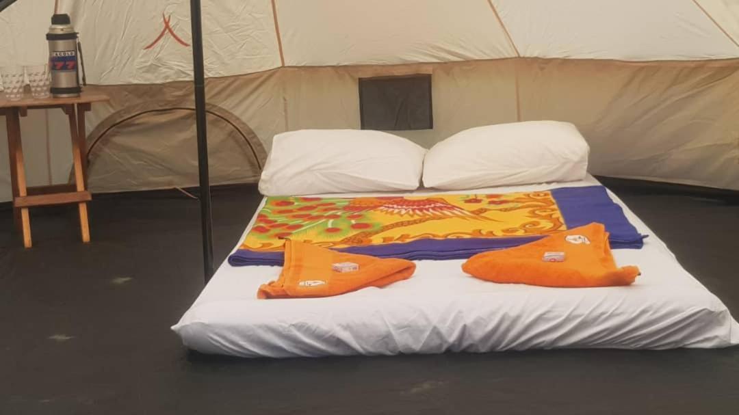 Lake Natron Maasai Giraffe Eco Lodge And Camping Mtowabaga Екстер'єр фото
